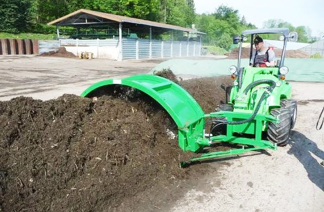 Retourneur de compost Gujer TG 201 - Vercom